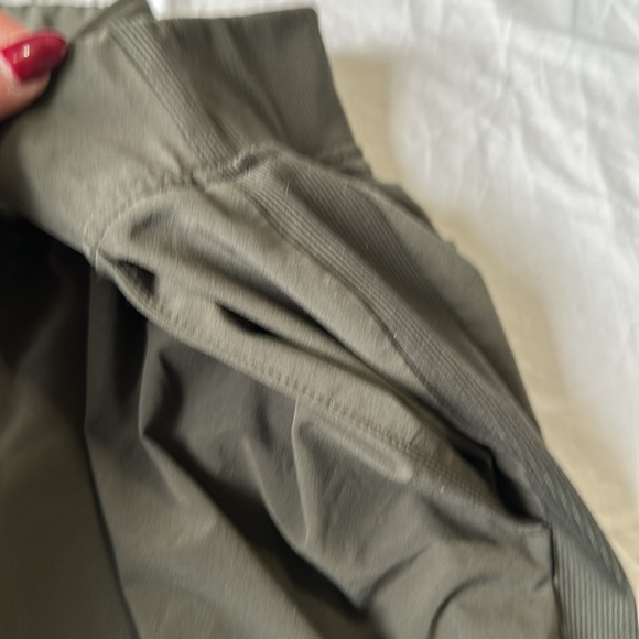 Athleta Pants Womens 18 Green  Brooklyn Mid Rise Ankle Pull On Performance - Picture 4 of 8